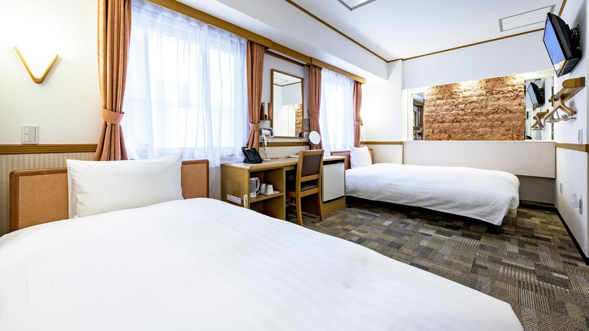 Toyoko Inn Takasaki Eki Nishi Guchi No 1 Szoba fotó